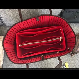 Louis Vuitton Never full organizer